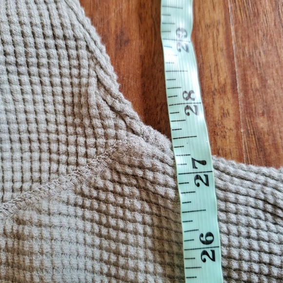 Offline by Aerie Size Large Light Green Thermal Shirt - Picture 7 of 8